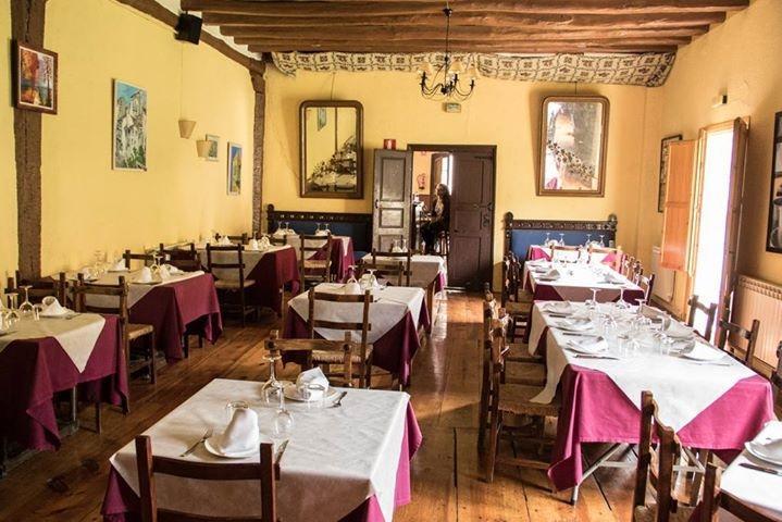 Casa Rural Restaurante Casino Munilla Εξωτερικό φωτογραφία